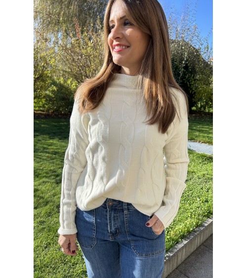 Pull torsade crème